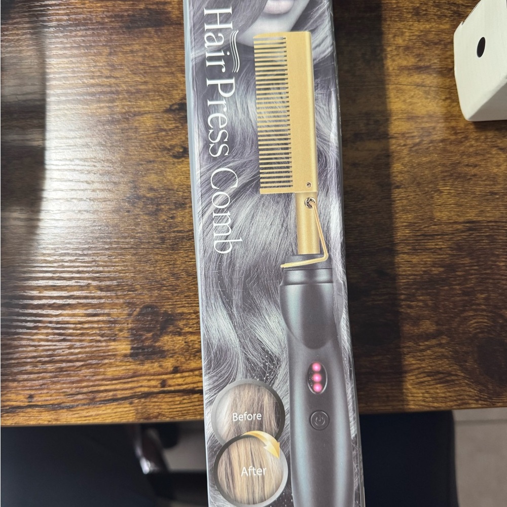 Gold and Black Hair Press Comb